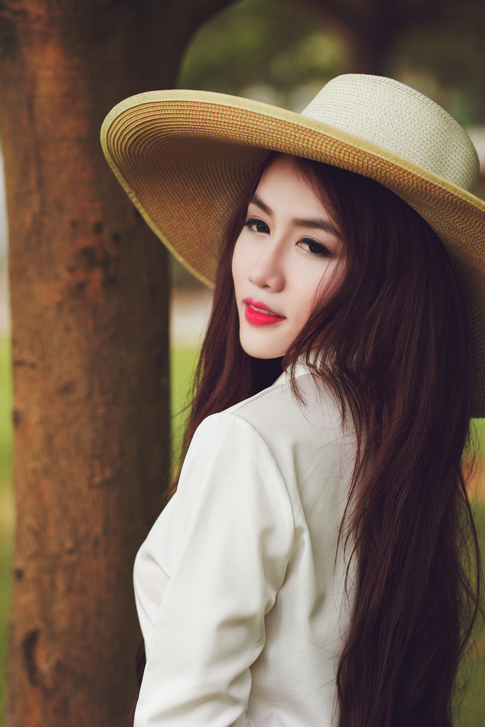農(nóng)村婦女趴著打屁股調(diào)教