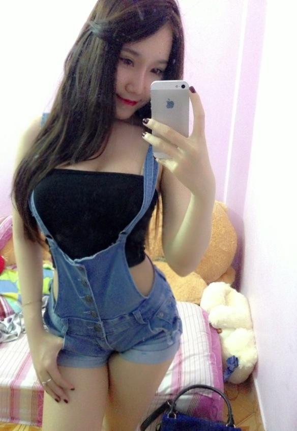 壓在窗戶上c給別人看窗前動(dòng)圖
