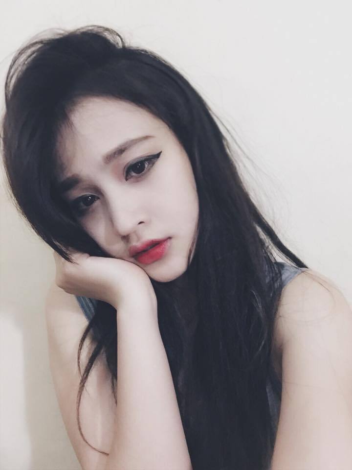 白白色發(fā)布會在線觀看免費(fèi)