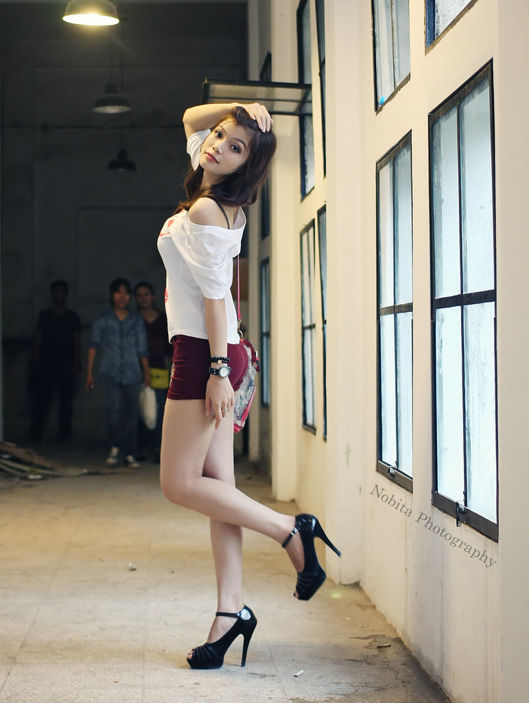 我鄰居的老婆完整版電視劇免費(fèi)觀看