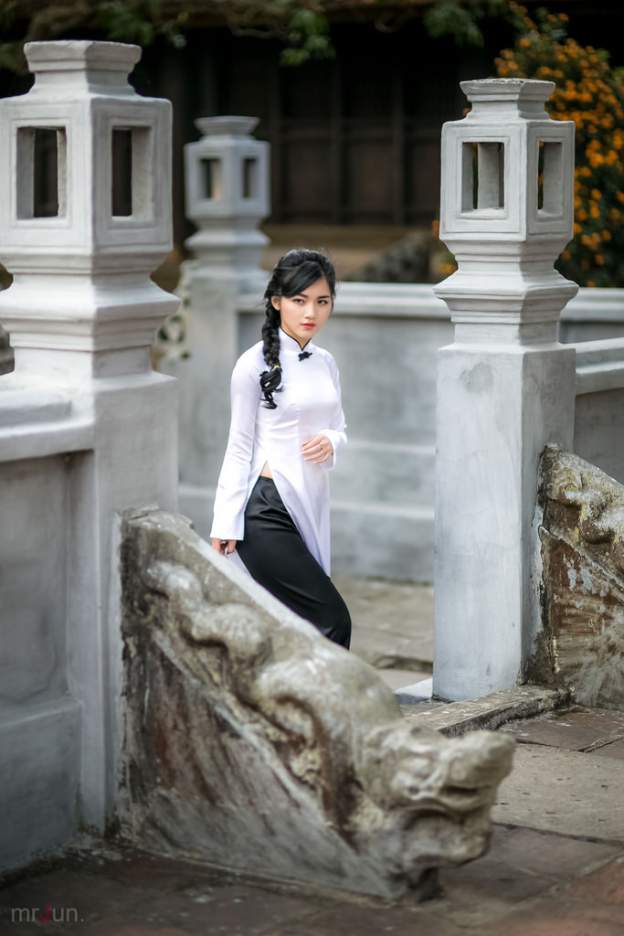 豐滿(mǎn)的女同學(xué)2